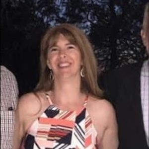 Meet your Posher, Dana